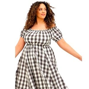 Torrid 1 Gray White Gingham Plaid Seersucker Peasant Dress 14/16 Off Shoulder